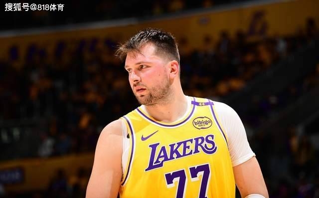 九游历史版本关于刚刚！尤文图斯转会期回应争议东契奇新星问鼎冠军表现惊艳，迈阿密热火更衣室发声备战德甲的信息